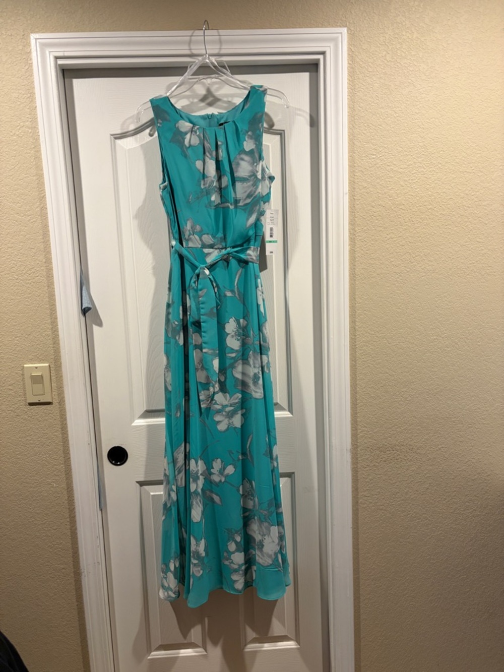 R & K Sleeveless Teal Floral Maxi Dress with Tie Waist NWT size 8